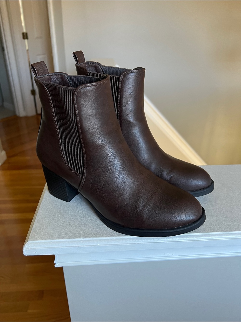 Women’s Brown Boots - Classic Block Heel